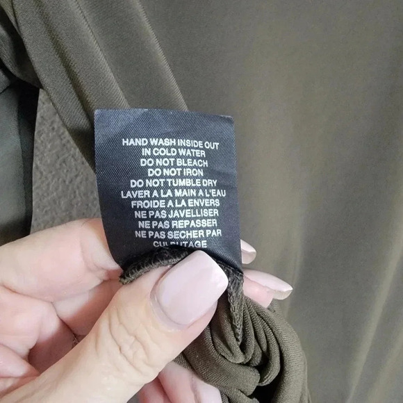 Sympli Olive V-Neck Tunic with Mesh Inserts - Picture 5 of 6